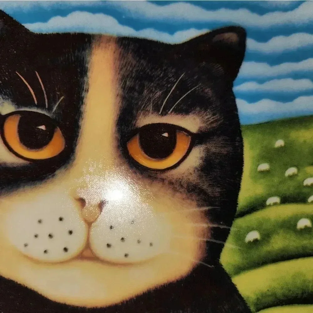Priscilla cat plate‎